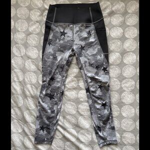 Gap GapFit High Rise Pocket 7/8 Sculpt Revolution Gray Stars Leggings Pants Sz S